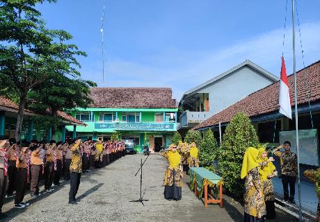 UPACARA HARI GURU
