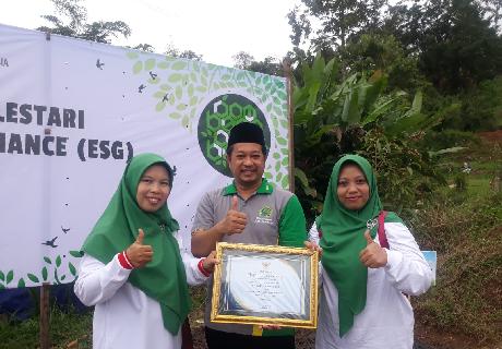 PENYERAHAN PIAGAM ADIWIYATA TAHUN 2022